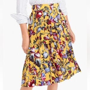 J.Crew Silk double pleated Floral Yellow Skirt. New